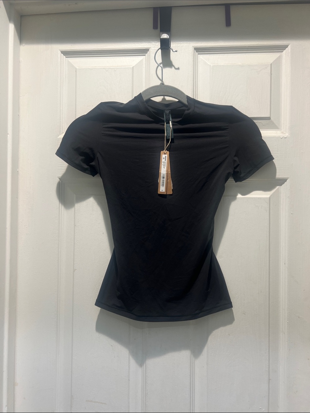 SKIMS Fits Everybody Black Short-Sleeve Crew Tee NWT
